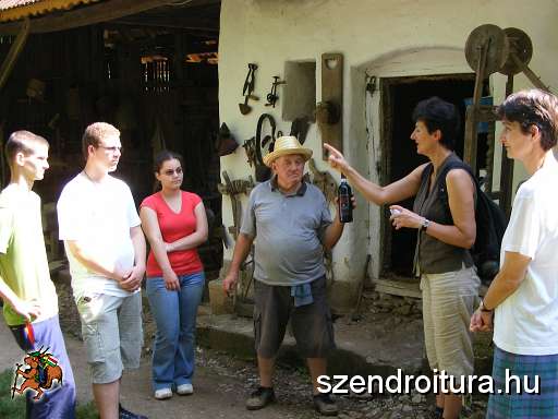 kaposvari-kirandulas-08.JPG