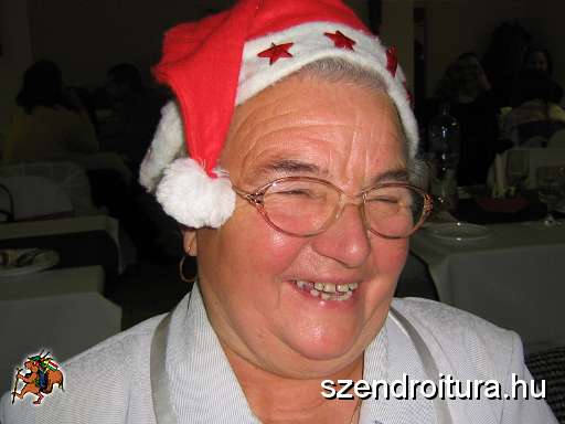 20091205-batyus-bal-szendro-029.jpg