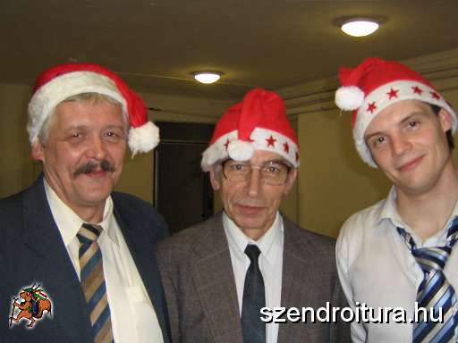 20091205-batyus-bal-szendro-041.jpg