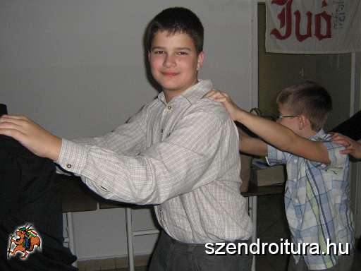 20091205-batyus-bal-szendro-049.jpg