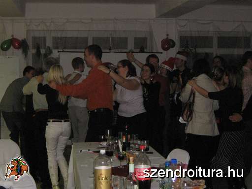 20091205-batyus-bal-szendro-050.jpg