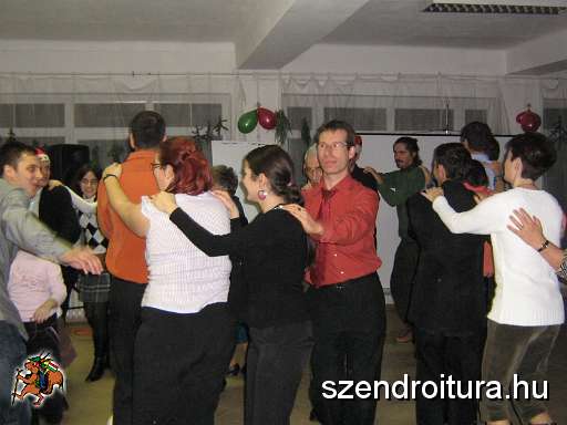 20091205-batyus-bal-szendro-051.jpg