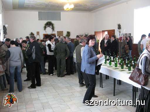 20100327-szadalmasi-bornapok-16.JPG