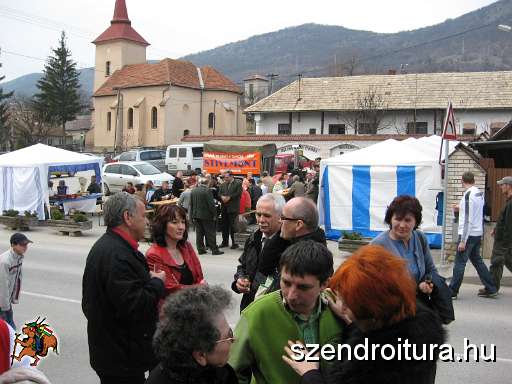 20100327-szadalmasi-bornapok-18.JPG