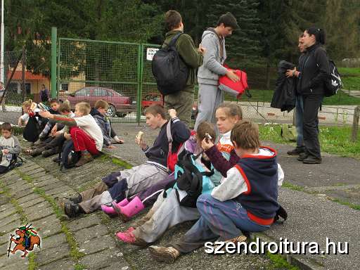 20101002-Szkgy-vtt-kenus-013.JPG