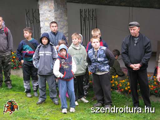 20101002-Szkgy-vtt-kenus-08.JPG
