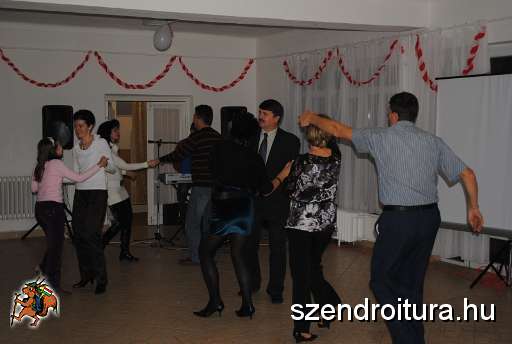 batyus-bal-2011-10.JPG