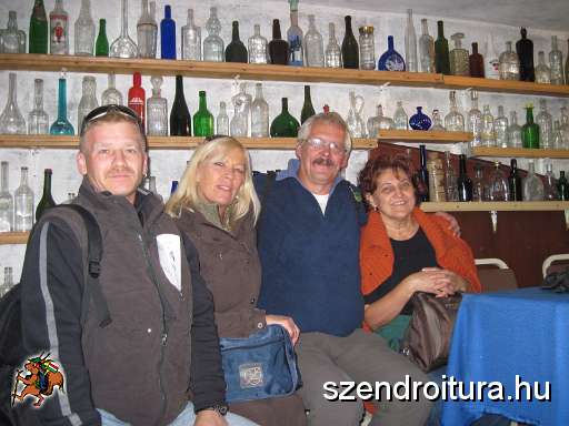 7-Less-Nandor-2011-10.jpg