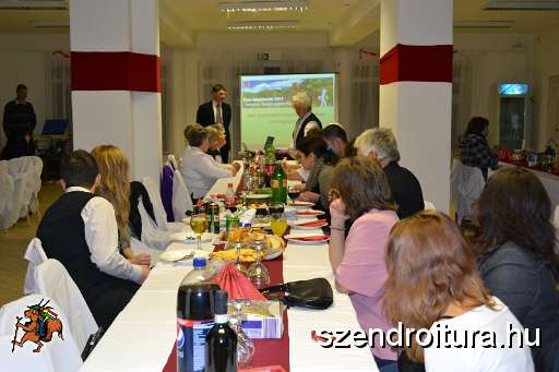 2012-Batyus-bal-102.JPG