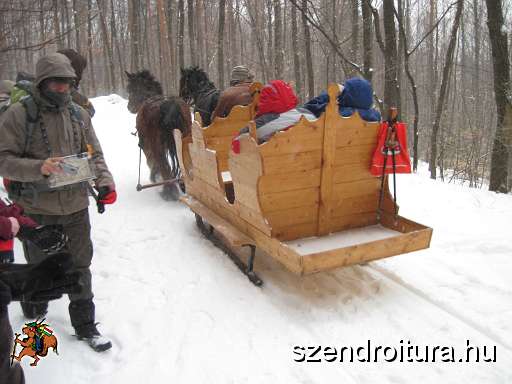 20120204_Turavezeto_kepzes_102.jpg